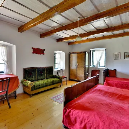 Apartment Lelle Vineyard Cottages