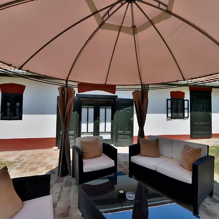Apartment Lelle Vineyard Cottages Balatonlelle