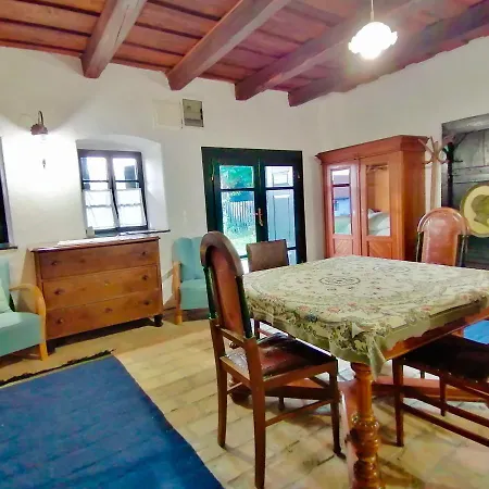 Lelle Vineyard Cottages Apartment
