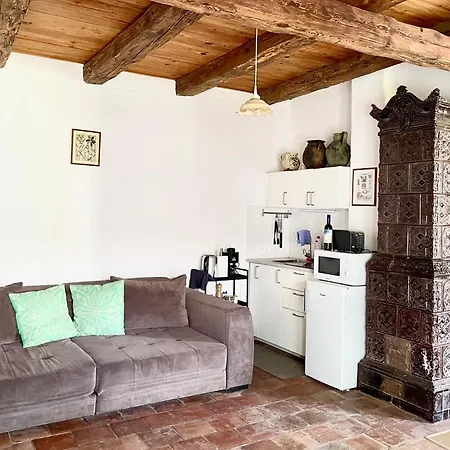Lelle Vineyard Cottages Apartment *